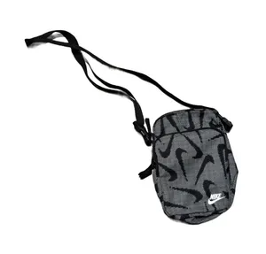 Nike Crossbody Bag Women's OS Travel Sport Purse Zipper Swoosh Logo Casual thumbnail 1