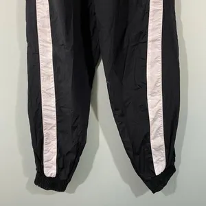 Reebok Women's Black Nylon Lightweight Windbreaker Pants Size XS thumbnail 3