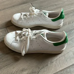 Adidas Stan smith tennis shoes thumbnail 6