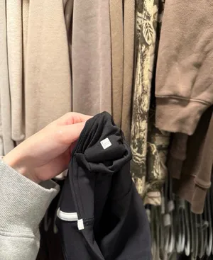 Lululemon Align Shorts 6” thumbnail 3