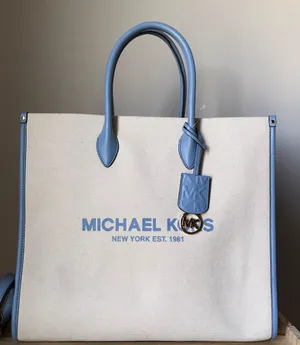 Michael Kors Purse thumbnail 1