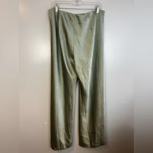 NWT Vince Satin Bias Green High Waisted Wide Leg Crinkle Texture Pants Large thumbnail 8