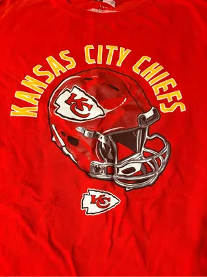 NFL Kansas City Chiefs Red Helmet Graphic Tee thumbnail 3