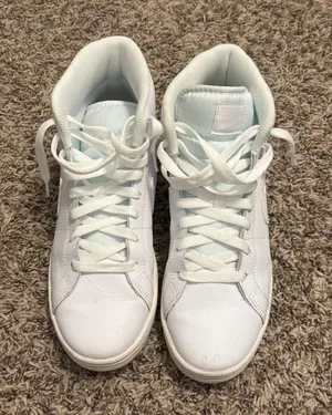 Nike Court Borough Mid 2 White High Top Sneakers Women’s Size 9 thumbnail 1