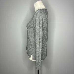 American Eagle Outfitters- Grey V-Neck Sweater thumbnail 4