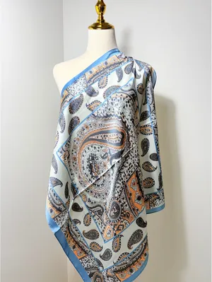 Elegant Blue and Beige Paisley Scarf - Lightweight Fashion Accessory thumbnail 2