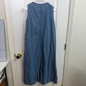Women's blue light wash sleeveless v-neck midi casual summer dress cotton medium thumbnail 7
