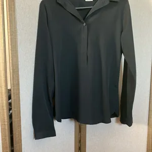 FINAL MARKDOWN Van Heusen Black Fitted Button Down Polo Collar Shirt small thumbnail 4