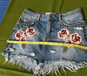 Free People Denim Mini Skirt, Embroidered Size 26 thumbnail 5