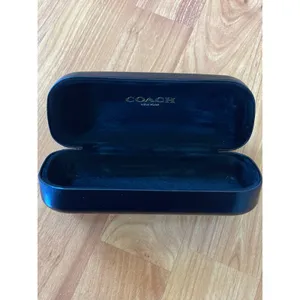 Coach‎ Sunglasses Hard Case thumbnail 2