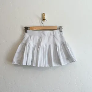 Prince | Pleated Athletic Tennis‎ Pickleball Golf Skort in White | XSmall thumbnail 2