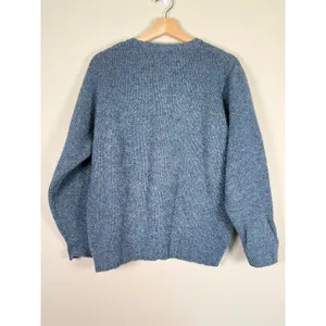 LL Bean Womens Blue Wool V-Neck Sweater Made in Scotland DC74‎ Medium thumbnail 4