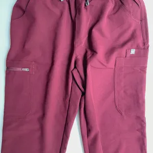 FIGS Yola High Waisted Scrub Pants Burgundy Petite Size XS NEW thumbnail 4