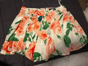 Floral shorts thumbnail 1