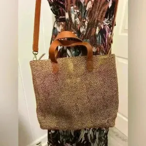Madewell Zip Crossbody Bag Purse‎ Tote Spotted Calf Hair Animal Print $158 thumbnail 6