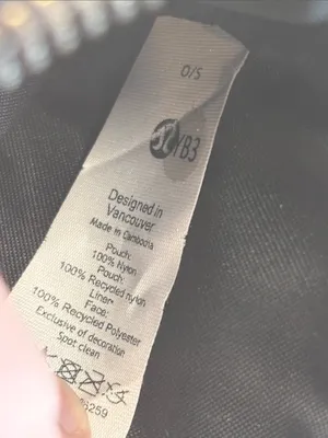 Lululemon Clippable Card Pouch thumbnail 5