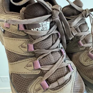 The North Face Women’s Hedgehog 3 Waterproof Hiking Shoe Smokey Brown‎ Size 10 thumbnail 4