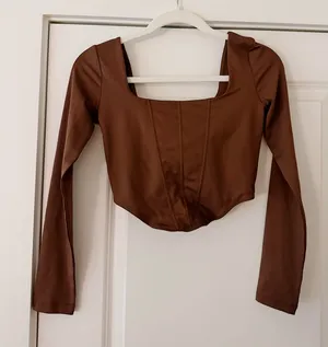 Dark Brown Top thumbnail 1