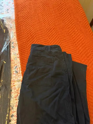 Universal Thread Chino Pants Women thumbnail 4