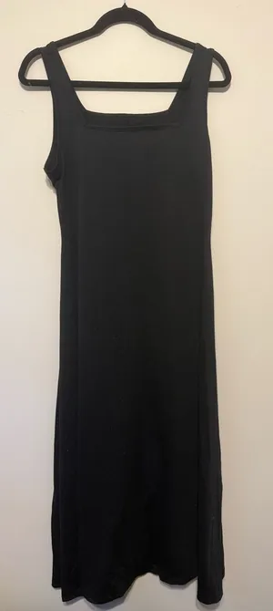 Black long dress with square neckline Size none thumbnail 1