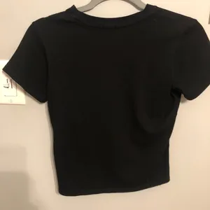 Brandy Melville T-Shirt thumbnail 2