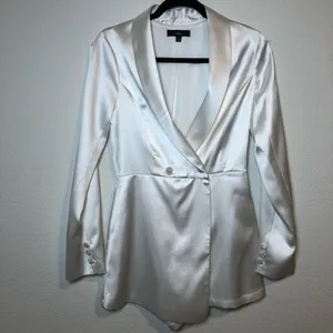 NWOT Lulus Regal Aura White Satin Long Sleeve Blazer Romper Size S thumbnail 5