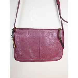 Fossil Women's Pebbled Crossbody Cowhide Leather Bag in Burgundy thumbnail 4