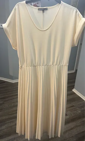 Title: Elizabeth & Nicole Women’s XL Ivory Pleated Midi Dress Short Sleeve thumbnail 5