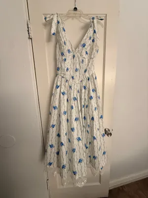 Tie- Shoulder Floral Printed V-Neck Midi Dress thumbnail 3