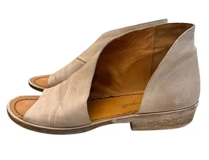 Free People Mont Blanc Asymmetrical Sandal Taupe Leather Flat Size 36 EU (6 US) thumbnail 1