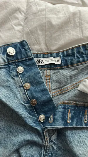 ZARA High-Rise Shorts Denim Distressed thumbnail 3