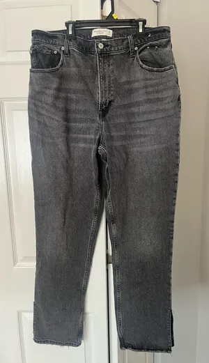 Abercrombie Jeans Curve Love 90s Straight High-Rise Ultra thumbnail 1