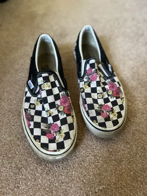 Vans Women’s Size 7 Black and White Checkered Floral Slip On thumbnail 6