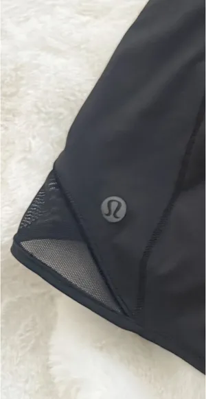 Lululemon Hotty Shorts 2.5" Black Shorts thumbnail 6