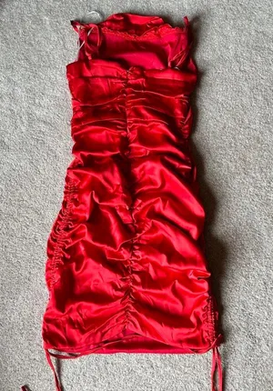 Princess Polly NEW red  Dress thumbnail 2