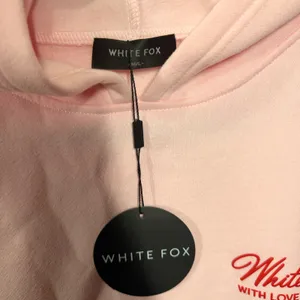 White‎ Fox With Love & Kisses Oversized Hoodie Baby Pink Era 8.5 M/L NWT thumbnail 3