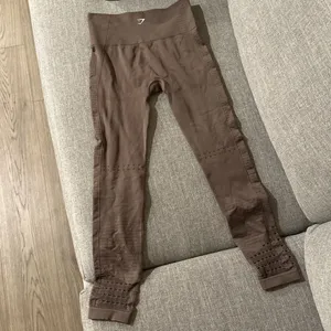 Gymshark Kids Chocolate Brown Seamless Leggings thumbnail 2