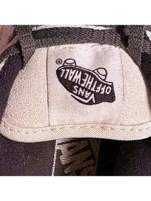 Vans Off The Wall Low Top Suede Sneakers Size 6 US Women thumbnail 6