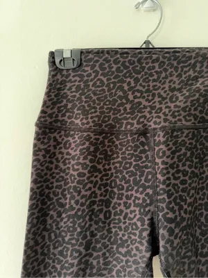 Beyond Yoga SoftMark High Waisted Midi Leggings in Espresso Leopard Size Large thumbnail 7