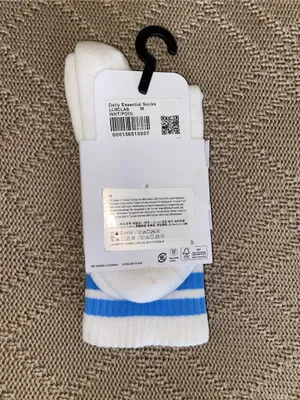 Lululemon Socks Crew thumbnail 2