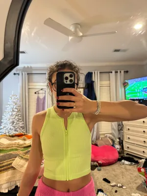 zip up top Yellow thumbnail 2