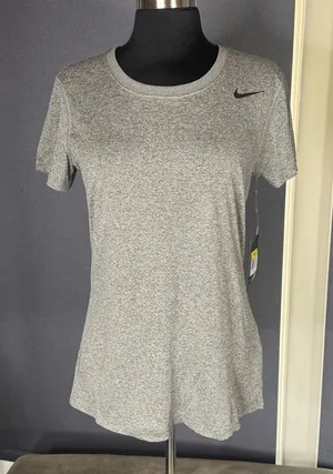 Nike Women’s Gray Dri-Fit Training T-Shirt Short Sleeve 453181-091 Size S NWT thumbnail 1