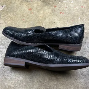 Lucky Brand Elafina Black leather snake printSlip-On Loafers Size: 7.5 thumbnail 3
