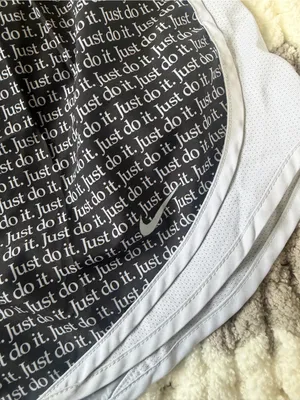 Nike dri-fit shorts size large thumbnail 2