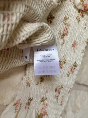 Reformation Linen Floral Smocked Puff Sleeve Top Cream Sweetheart Neck thumbnail 5