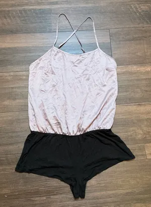 Victoria's Secret Satin Teddy Romper Mauve Black Cross Back Medium Sleepwear thumbnail 1