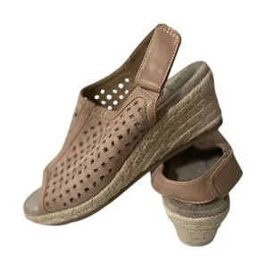Earth Origins Wedge Sandals Women 6.5 Tan Woven Espadrille Comfort thumbnail 1