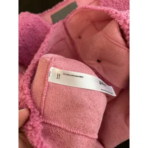 Anthropologie Cropped Sherpa Vest Womens One Size Pink Button‎ Cozy Preppy thumbnail 4