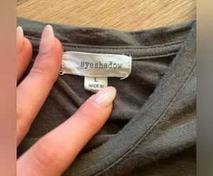 Eyeshadow Short Sleeve Twist Front T-Shirt- Olive Green. thumbnail 2