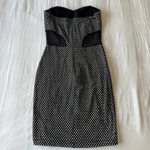 🔥 Chic Black & White Polka Dot Strapless Padded Bra Mesh Corset Dress – Flattering & Feminine (Size Small) 🔥 thumbnail 3